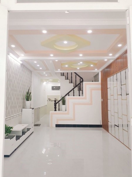 Chủ kẹt tiền bán nhà Mặt tiền Hẻm góc gần chợ, tiện ích bủa vây, giá 3.1 tỷ