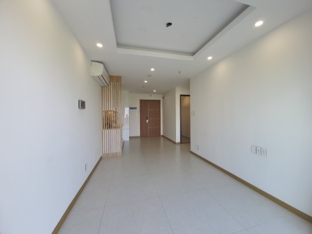 Bán căn 1 pn, có ban công tầng trung view công viên, Landmark 81, liên hệ 0934117218