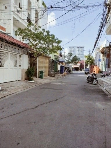 Bán nhà Hẻm 502 Huỳnh Tấn Phát phường Bình Thuận Quận 7, giá 6.6 tỷ