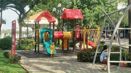 Đi đến slide 8