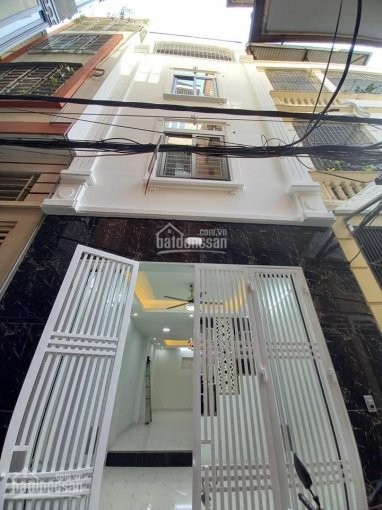 Chính chủ nhờ bán nhà Trương Định, mới xây, diện tích 43m2 x 4 tầng giá 3,5 tỷ