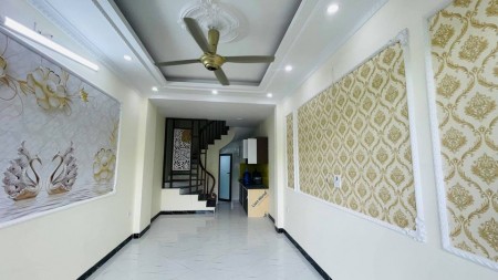 Nhà Chính Chủ Phố Quan Hoa, Cầu Giấy, 35m2x5T, Mới Đẹp, 3.95 Tỷ.0946379913