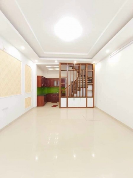 Bán nhà Kim Ngưu- Hai bà trưng mới xây giá 3.3 tỷ dt 47m2 ( 4 tầng) nội thất xịn