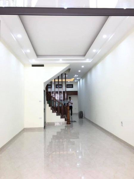 Bán nhà Hoàng Văn Thái 65m2, gần ô to, mới đẹp, long lanh, thoáng trước sau giá nhỉnh 6 Tỷ