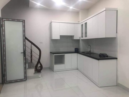 Bán nhà Minh Khai giá rẻ tầm tiền hiếm, trung tâm, nhà đẹp ở ngay, giá 2.1 tỷ