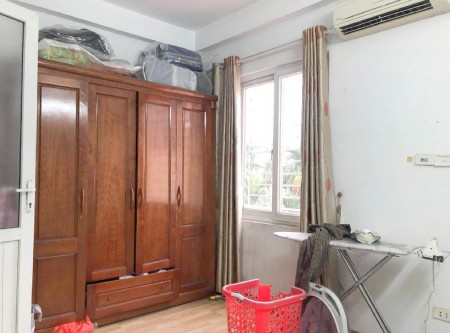 Nhà 3 bước ra ngõ lớn, ô tô vào cổng, vị trí đẹp, đầy đủ tiện nghi, lô góc, lhcc