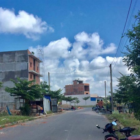 Bán gấp 2 lô đất thổ cư, sổ hồng riêng, giá tốt ngay bệnh viện Chợ Rẫy II công chứng ngay
