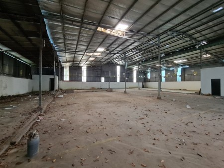 Cần Cho Thuê Kho Xưởng diện tích 300m2 khu công nghiệp Quận Tân Bình