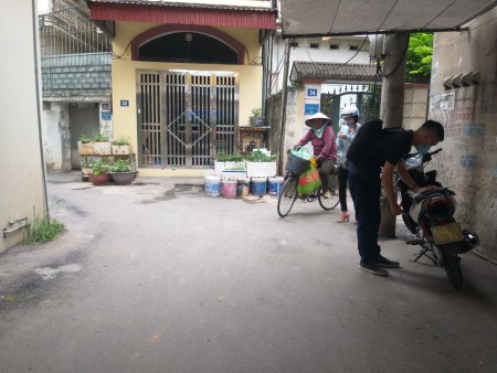 Bán nhà Thanh Bình 5 tầng giá 3.35 tỷ còn mới thiết kế sang trọng, ngõ thông tứ tung, giao thông thuận tiện