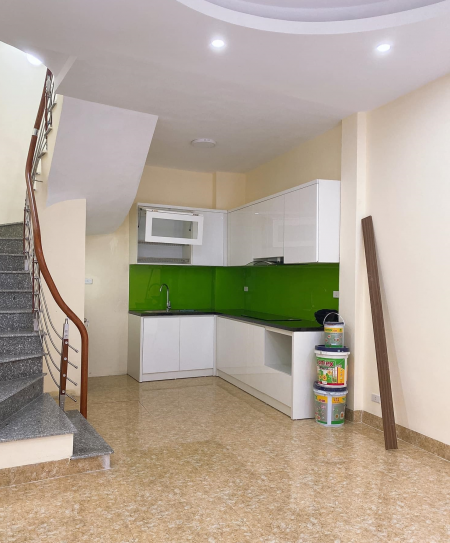 Giá 2.9 tỷ, dt 40m2, 5 tầng, nhà Xuân Đỉnh, Ôtô đỗ cửa tránh nhau. LH 0941111357