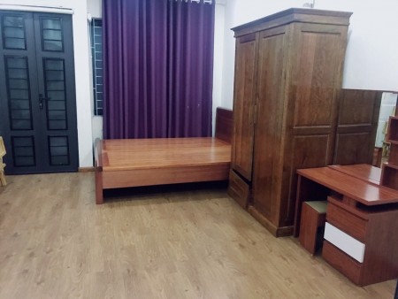 Chỉ hơn 3 tỷ có ngay nhà Quang Trung Quận Hà Đông, 42m*5 tầng. mặt tiền 4m. Lh: 0978996965