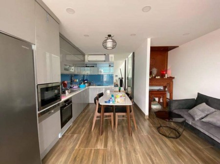 Bán gấp nhà Đường Láng, Phân lô, Gara ô tô, Kinh doanh, Thang máy, 52m2