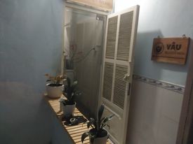 Nhà nguyên căn mặt tiền đường Trần Quang Khải, giá bán 5.5 tỷ, lhcc, sổ sẵn