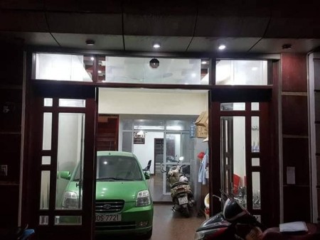 Bán nhà giảm giá còn 3.9 tỷ mặt ngõ thông thoáng, sổ đỏ chính chủ, vào ở ngay