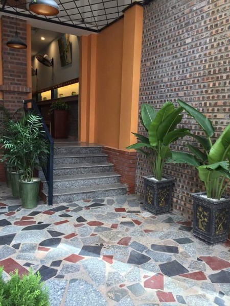 Lạc Long Quân, 114mX6mMT. Kinh doanh mọi loại hình. Giá 27.5 tỷ