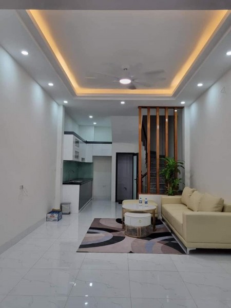 Cần tiền nên bán nhanh nguyên căn dt 64m2 4 pn, đường Lê Trọng Tấn, Tân Phú, chính chủ