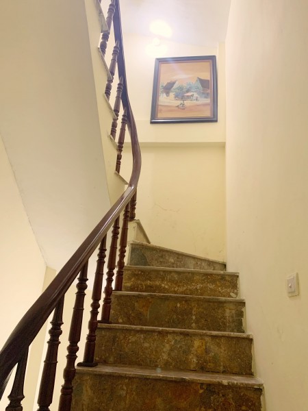 Bán nhà phố Bạch Đằng, 5 tầng mới, hộ khẩu Hoàn Kiếm, giá 1.65 tỷ, liên hệ chính chủ