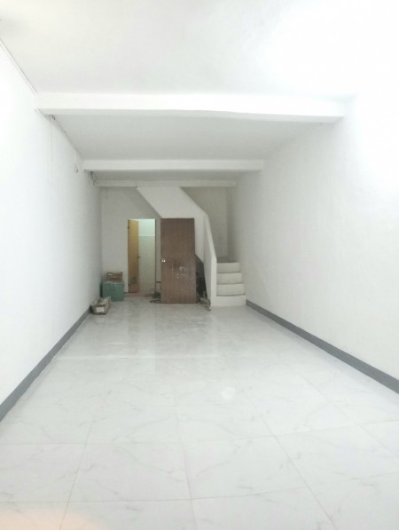 Cho thuê nhà MT Ngô Thời Nhiệm P.17 P.Nhuận . Trệt 1 lầu,nhà mới sửa