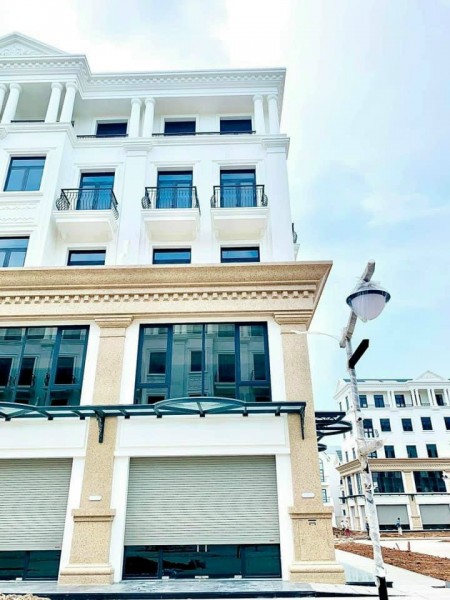 Cho thuê shophouse 2 mặt tiền Vinhomes Ocean Park Gia Lâm, đã hoàn thiện đầy đủ