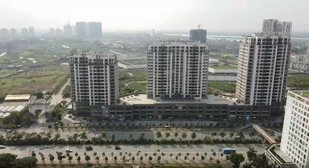 Bán Căn hộ 3PN/168m2 ngay trung tâm thành phố, View đẹp nhìn ra Hồ Tây