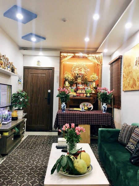 Căn hộ chung cư 2 pn dt 60m2, đầy đủ nội thất, giá 1,3 tỷ phù hợp với vợ chồng trẻ, gần ngã tư sở