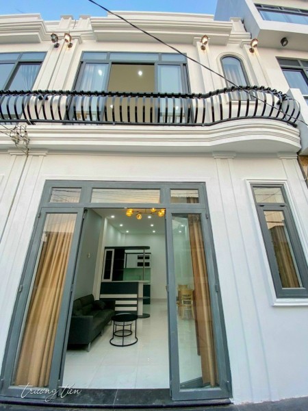 Bán nhà chính chủ còn mới nguyên tặng nội thất như hình, liên hệ 0938489715