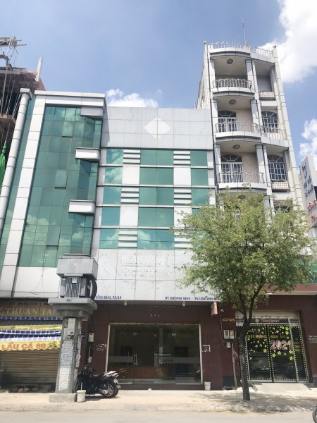 Cho thuê nhà mặt tiền 7x20M - 621 Hồng Bàng, P6, Q6. (Chính chủ)