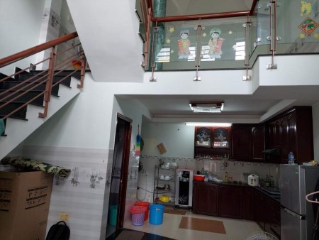 Bán nhà 42m2 mặt tiền đường Nguyễn Trường Tộ, phường Tân Thành Quận Tân Phú