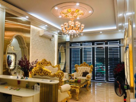 Siêu phẩm Nguyễn Hoàng Mỹ Đình, KD, gara ô tô thang máy, nội thất sin, nhà cực Vip.
