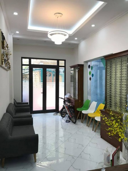 Bán Nhà Trường Chinh, Đống Đa dt 42m2, 4 tầng đúc, giá 3.7 tỷ ô tô, gần phố