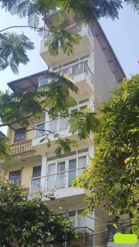 Bán nhà mặt phố Trích Sài, Hồ Tây - Vị trí phong thuỷ đắc địa, Kinh doanh, Vỉa hè 8m - Chỉ 16.8 tỷ