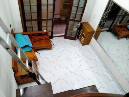 Bán nhà nguyên căn đường Khuất Duy Tiến, 10m ra phố, dt 28m2, giá 2.95 tỷ