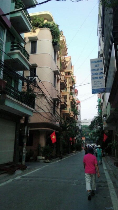 Bán nhà nguyên căn Quận Tây Hồ đường Lạc Long Quân kinh doanh 3 mặt tiền giá 12.9 tỷ