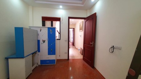 Đi đến slide 4