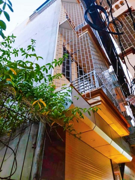 Chỉ Hơn 2 Tỷ Có Luôn Nhà 4 Tầng, Định Công Thượng, Trung Tâm Hoàng Mai, DT30m2, MT 4m.