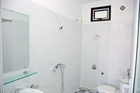 Bán nhà 65m2, 4 tầng, mt 3.3m giá 2.25 tỷ Long Biên Hàng xóm Aeon giá trị tăng theo thời gian