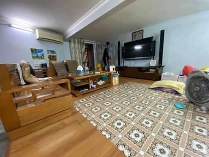 Bán nhà nguyên căn lô góc Minh Khai dt 30m2, đúc 4 tầng, giá 4.9 tỷ Hai Bà Trưng