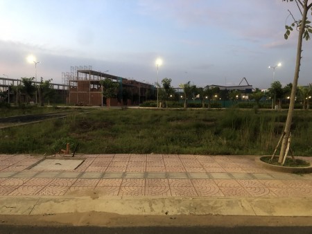 Đi đến slide 2