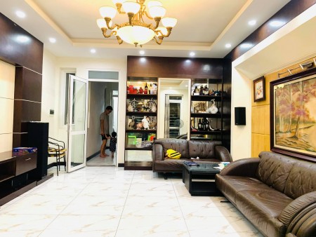 Siêu phẩm, Thang máy, Ngõ to hơn Phố, Trương Định 102m2, 6T, MT5,2m, 13,9 tỷ