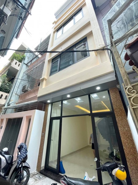 Giải Phóng vuông đét hòn gạch ngõ thông, đường rộng, gần ô tô 42m2x 5 tầng