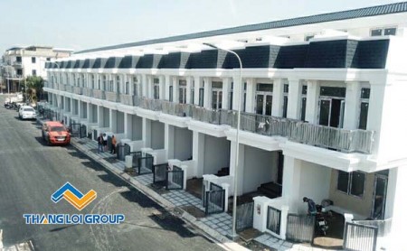 Bán nhà phố 1 trệt 2 lầu KDC Thắng Lợi, 75m2, giá chỉ 2 tỷ250, SHR sang tên CC ngay