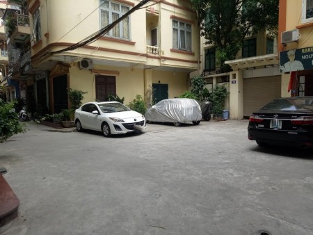 Bán nhà Phố Nguyễn Hoàng, Lô góc, ô tô tránh, Kinh doanh. Nhỉnh 7 tỷ