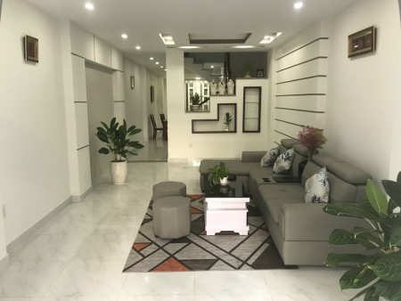 Cho Thuê Nhà Phạm Văn Hai, Quận Tân Bình, diện tích 5x20, đúc 3 lầu