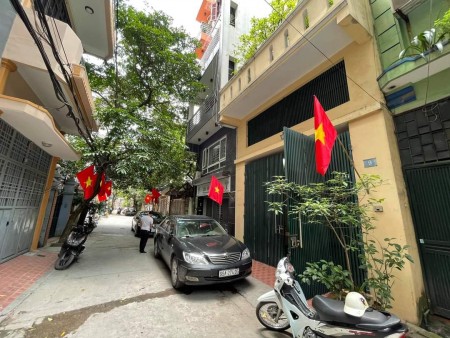 Bán đất phố Tam Khương, 50m2, mt 6m, ngõ thông rộng 3m, cách 1 nhà ra phố, kinh doanh, 5 tỷ