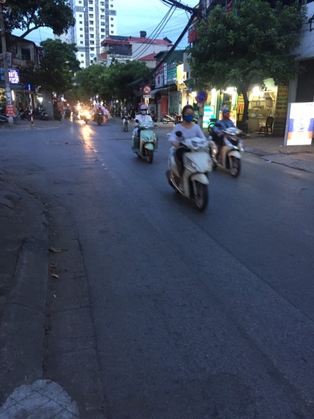 Đi đến slide 2