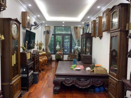 Bán nhà Hoàng Như Tiếp, vị trí đắc địa dân cư đông, mặt phố kinh doanh, lhcc