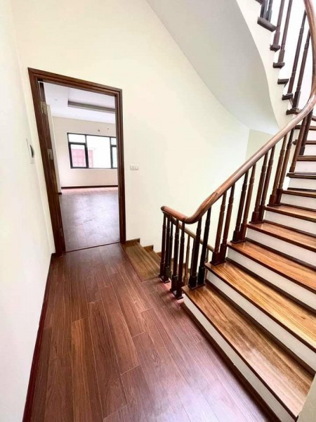 Cực phẩm Thanh Xuân, chủ tự xây 4 tầng dt 47m2 giá 4 tỷ 5, full nội thất
