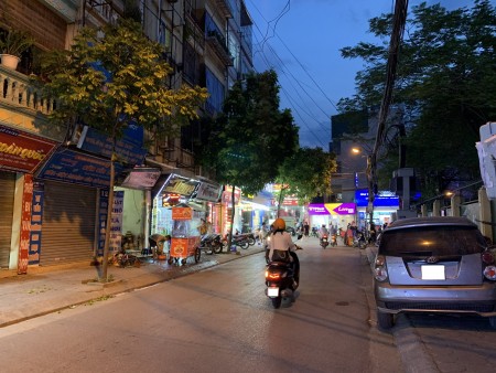 Bán nhà mặt phố, Thang máy, Kinh doanh bất tận, Thiên Hiền, 60m2, giá 17.6 tỷ