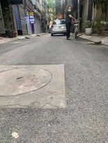Bán Nhà Nguyên Hồng, Đống Đa Phân Lô , Gara, Ô Tô Tránh, Vỉa Hè Kinh Doanh. Hơn 12 tỷ.
