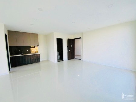 Bán Căn Hộ Officetel Phú Mỹ Hưng giá cực tốt diện tích 55m2, view hồ bơi
